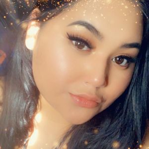 Meet your Posher, Katelyn